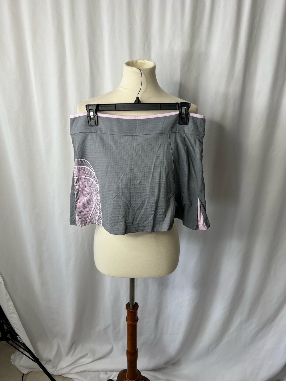 adidas ClimaCool Gray & Pink Tennis Golf Skort | Women’s Medium (M)